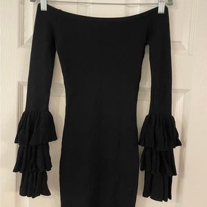 NWOT Hera Collection Black Off-the-Shoulder Ruffle Sleeve Sweater Dress - Small